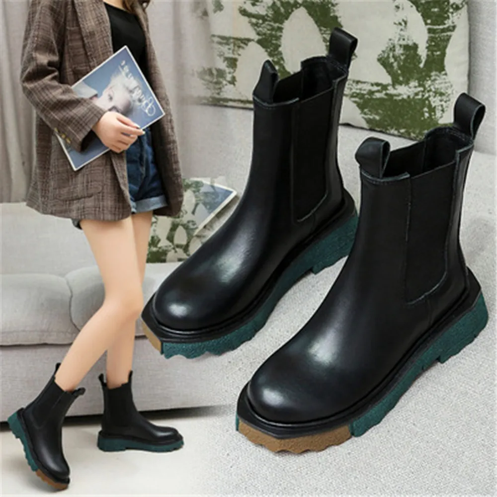 New Autumn Women Genuine Leather Ankle Boots Zapatos De Mujer Platform Round Toe Chelsea Booties Female Non Slip Mid Heel Shoes
New Autumn Women Genuine Leather Ankle Boots Zapatos De Mujer Platform Round Toe Chelsea Booties Female Non Slip Mid Heel Shoes