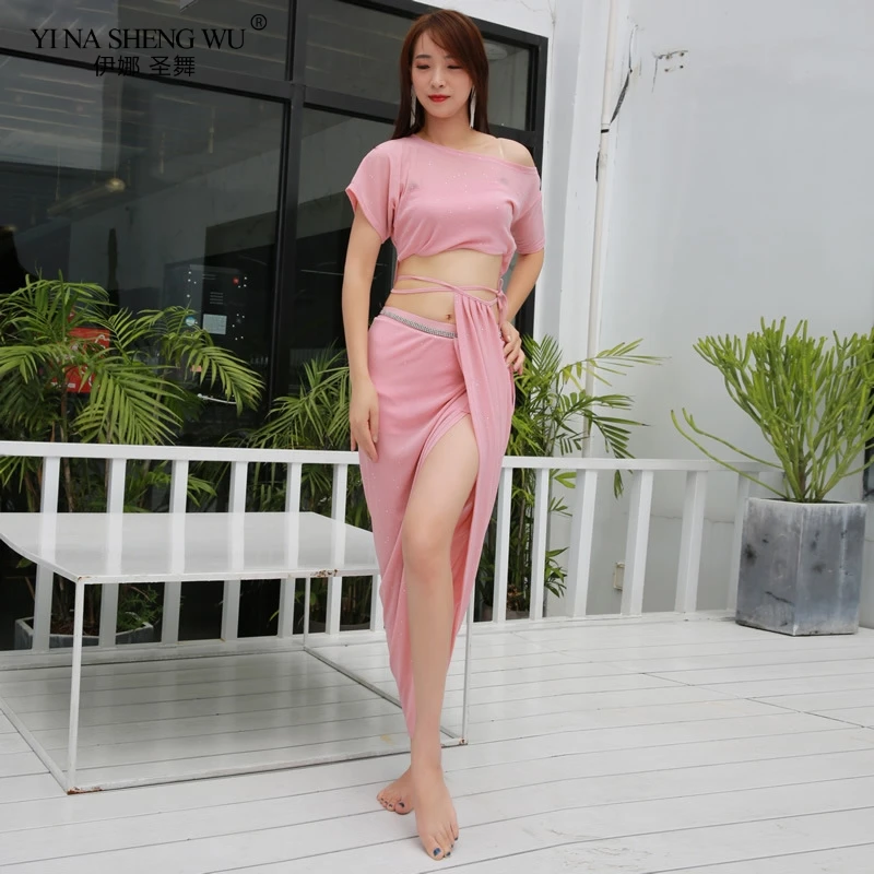 Belly Dance Oriental Dance Set Belly Dance Clothing Dance Practice Costumes New Style Women Belly Dance Off-shoulder Top+Skirt
Belly Dance Oriental Dance Set Belly Dance Clothing Dance Practice Costumes New Style Women Belly Dance Off-shoulder Top+Skirt