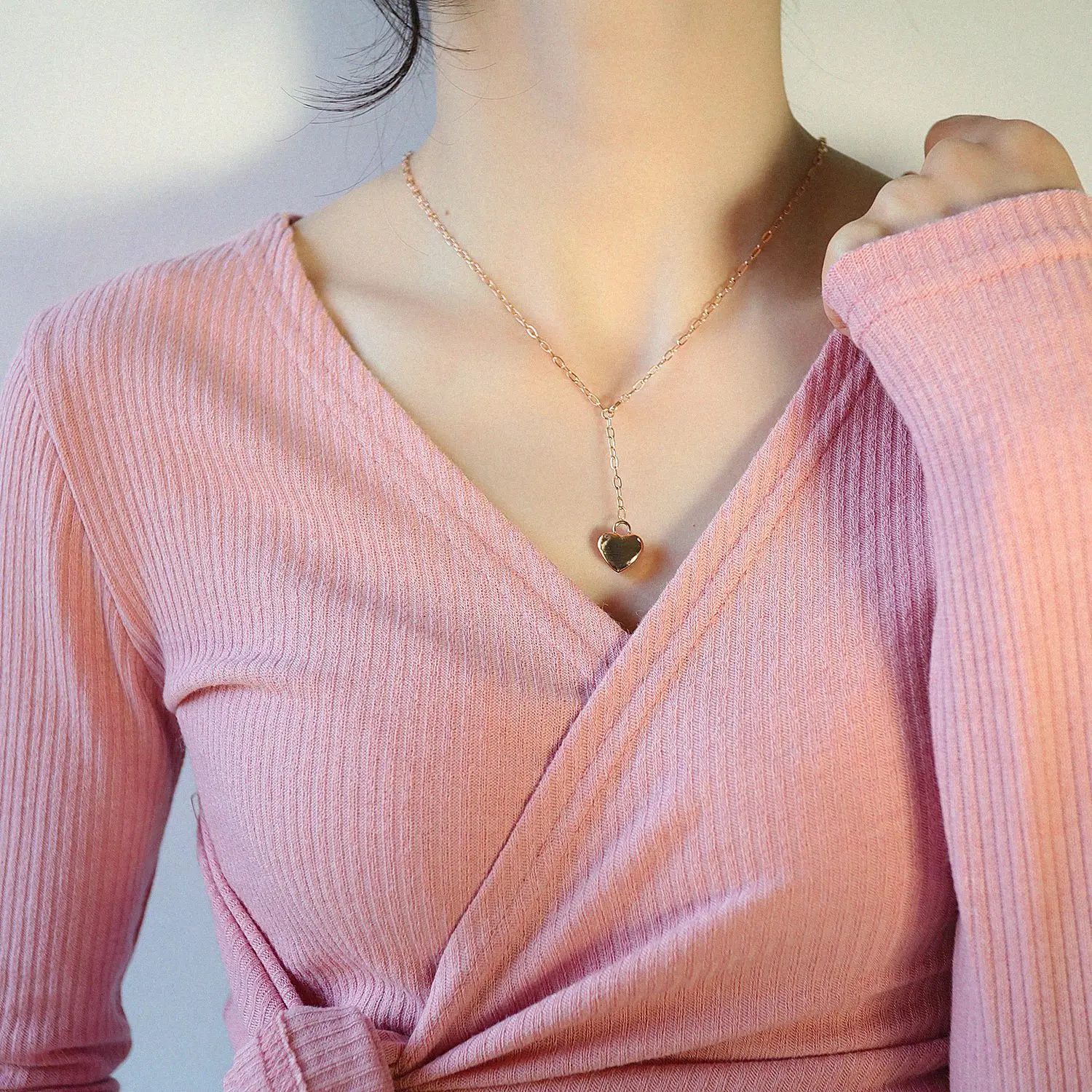 Heart Titanium Steel Necklace Short Clavicle Chain Necklace
Heart Titanium Steel Necklace Short Clavicle Chain Necklace