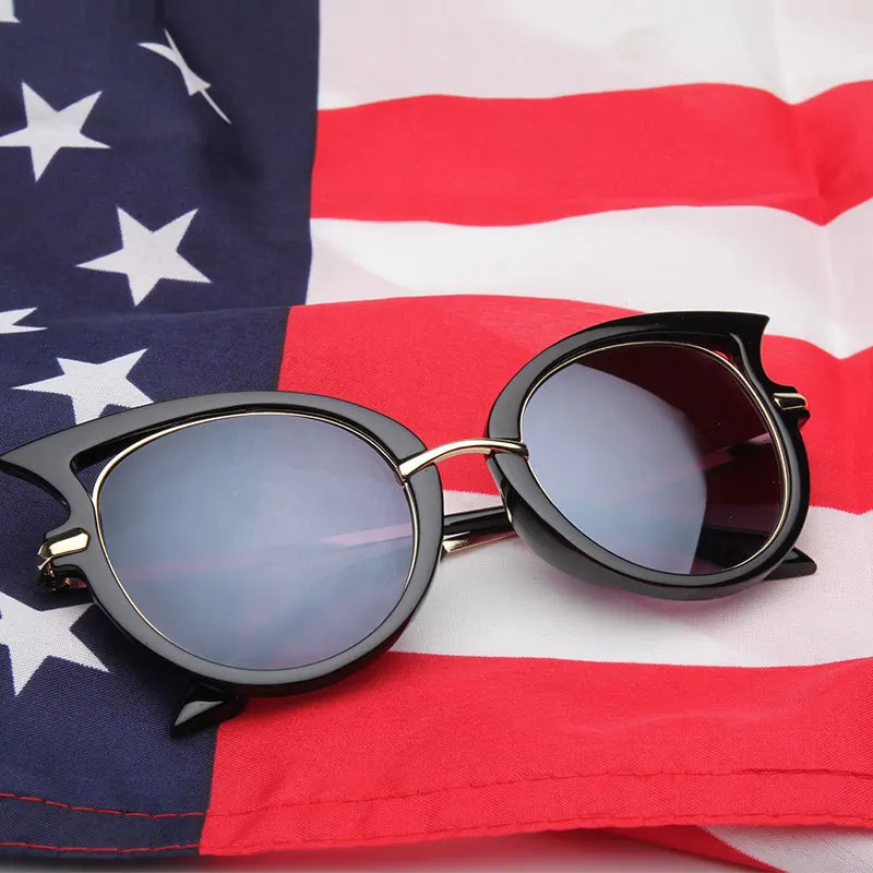 2PCS Motorcycle Accessories Trend Big Brand Sunglasses Sunglasses Color Reflector Sunglasses Motorcycle Windglasses.
2PCS Motorcycle Accessories Trend Big Brand Sunglasses Sunglasses Color Reflector Sunglasses Motorcycle Windglasses.