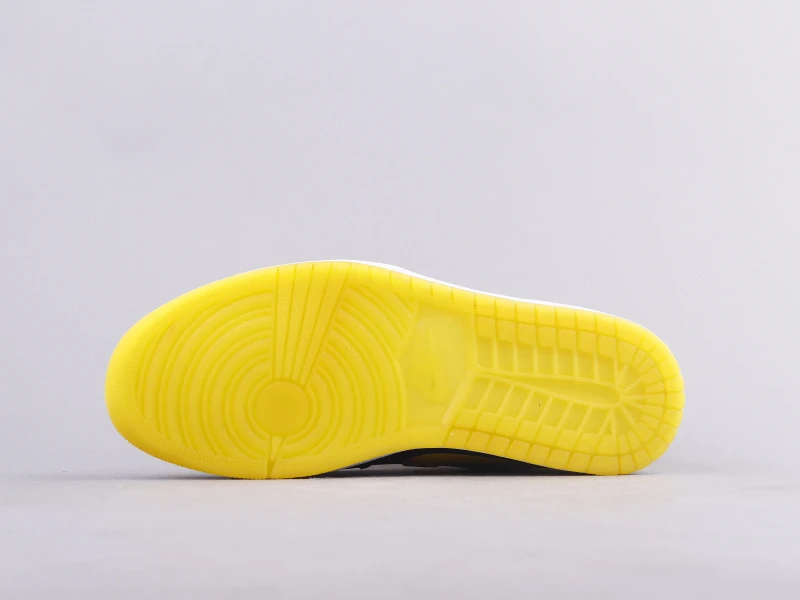 Original Air 1 Mid AJ1 Black Yellow Joe Men's Basketball Shoes High-top Comfortable Sports Outdoor Non-slip Sneakers
Original Air 1 Mid AJ1 Black Yellow Joe Men's Basketball Shoes High-top Comfortable Sports Outdoor Non-slip Sneakers