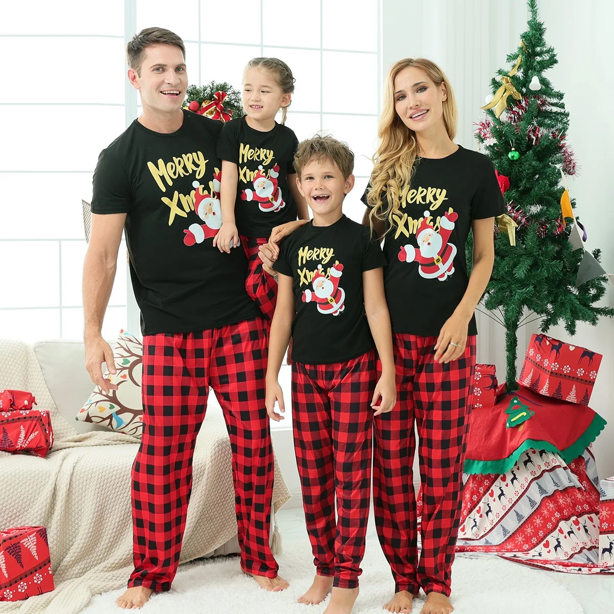 2021 Short Sleeve Christmas Family Matching Outfits Plaid Father Mother & Children Pajamas Sets Mommy and Me Xmas Pj's Clothes
2021 Short Sleeve Christmas Family Matching Outfits Plaid Father Mother & Children Pajamas Sets Mommy and Me Xmas Pj's Clothes
