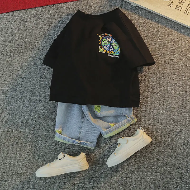 Boys Summer Sets 2021 Summer New Style Big Children's Fashion Clothes Children's Short-sleeved Two-piece Suit
Boys Summer Sets 2021 Summer New Style Big Children's Fashion Clothes Children's Short-sleeved Two-piece Suit