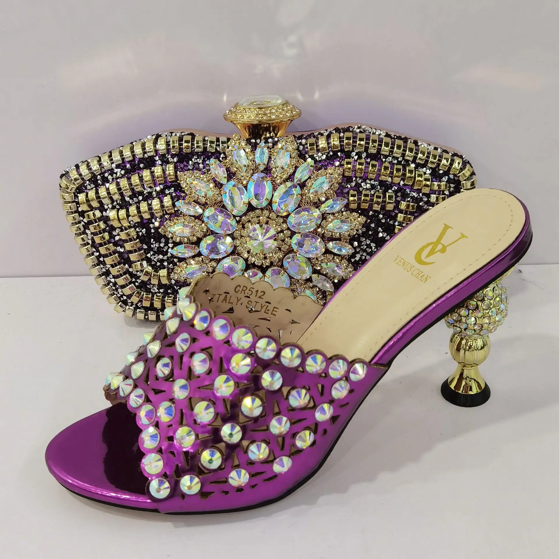 Elegant Design Wedding Shoe and Bag Set Purple Color Ladies Shoe with Matching Bag Set 2021 Nigerian Shoe and Bag Set for Party
Elegant Design Wedding Shoe and Bag Set Purple Color Ladies Shoe with Matching Bag Set 2021 Nigerian Shoe and Bag Set for Party