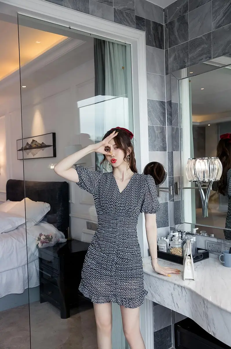 COIGARSAM French Style Chiffon Women dress Vintage High Waist Dresses 9129 
COIGARSAM French Style Chiffon Women dress Vintage High Waist Dresses 9129