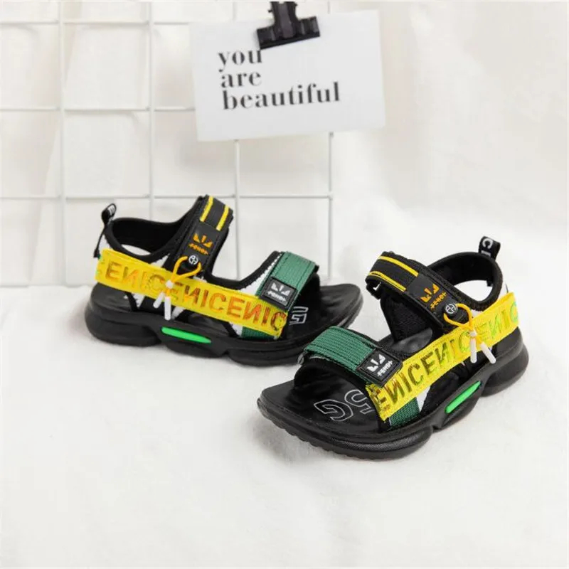 Children's sandals 2020 new summer boys' sandals big children's soft bottom non-slip sports shoes children's sandals beach shoes
Children's sandals 2020 new summer boys' sandals big children's soft bottom non-slip sports shoes children's sandals beach shoes
