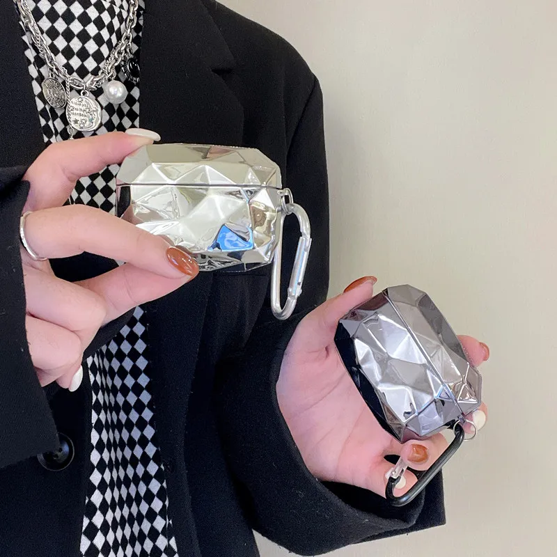 Роскошный карабин в форме алмаза для зарядки наушников Apple AirPods 3 1 2 Pro Bluetooth-совместимый защитный чехол 
Роскошный карабин в форме алмаза для зарядки наушников Apple AirPods 3 1 2 Pro Bluetooth-совместимый защитный чехол