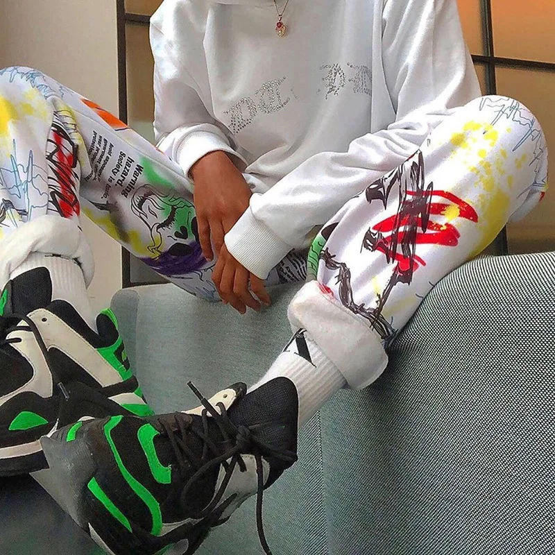 Hot Sale Colored Drawing Print Casual Long Pants Wholesale Streetwear Women Elastic Waist Fitting Botton Pocket Trousers
Hot Sale Colored Drawing Print Casual Long Pants Wholesale Streetwear Women Elastic Waist Fitting Botton Pocket Trousers