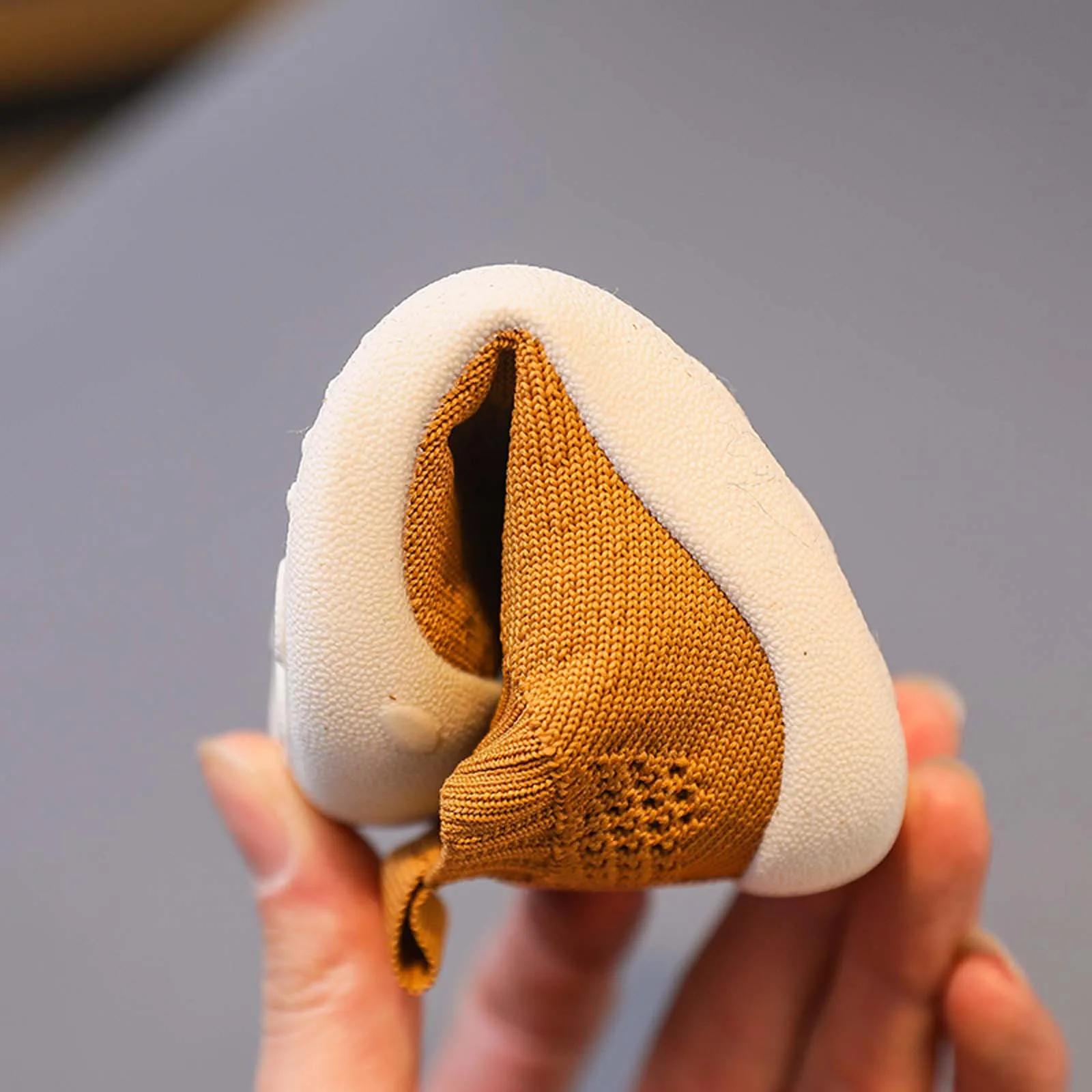 Toddler Baby Sneakers Newborn Infant Boys Girls Walking Shoes Children Breathable Soft Sole Mesh Shoes For Baby Sandals Sneakers 
Toddler Baby Sneakers Newborn Infant Boys Girls Walking Shoes Children Breathable Soft Sole Mesh Shoes For Baby Sandals Sneakers