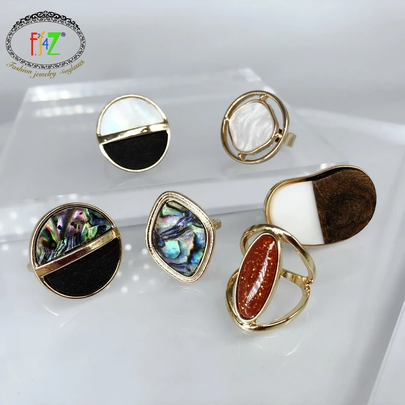 F.J4Z New Geometric Rings Women Minimalist Jewelry Abalone Shell Finger Rings Punk Big Wood Fingers Accessories Christmas Gifts 
F.J4Z New Geometric Rings Women Minimalist Jewelry Abalone Shell Finger Rings Punk Big Wood Fingers Accessories Christmas Gifts