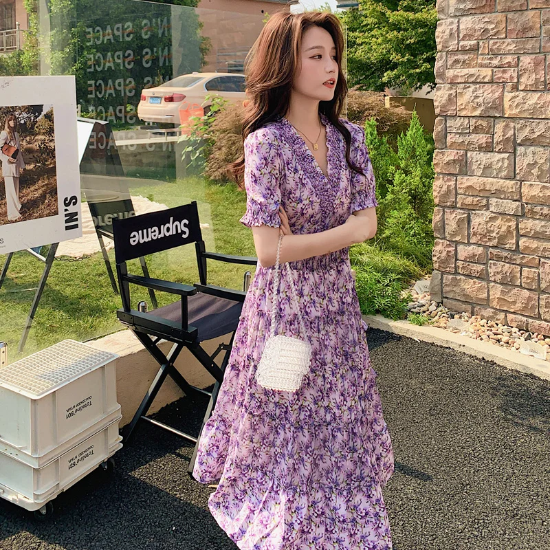 2021 New Summer Fashion Vintage Short Sleeve Purple Print V Neck Elegant Elastic Waistline Women Diamonds Long Dresses Vestidos
2021 New Summer Fashion Vintage Short Sleeve Purple Print V Neck Elegant Elastic Waistline Women Diamonds Long Dresses Vestidos