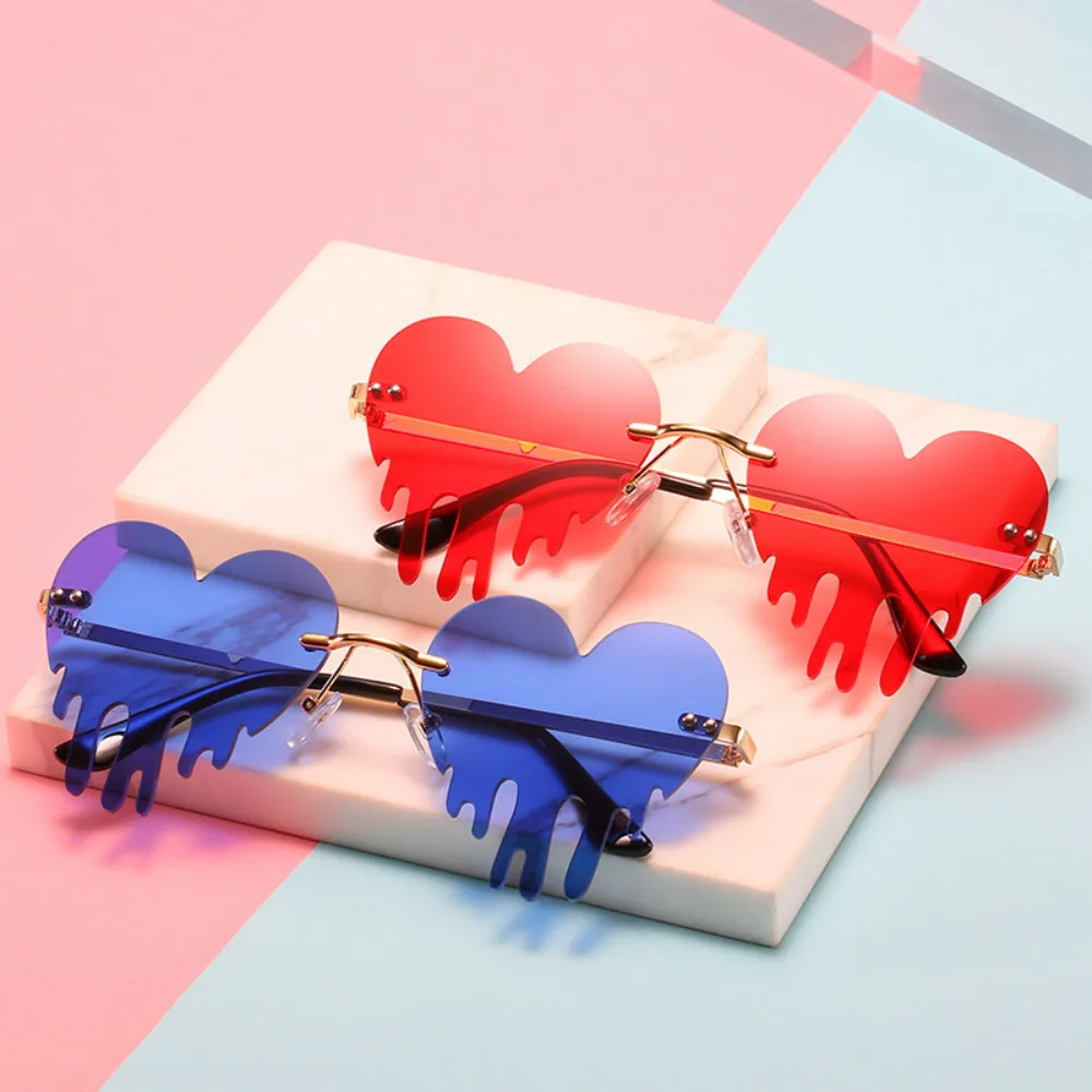2021 New Fashion Heart Rimless Sunglasses Women Tears Shape Steampunk Sunglasses Unique Vintage Eyewear Uv400
2021 New Fashion Heart Rimless Sunglasses Women Tears Shape Steampunk Sunglasses Unique Vintage Eyewear Uv400