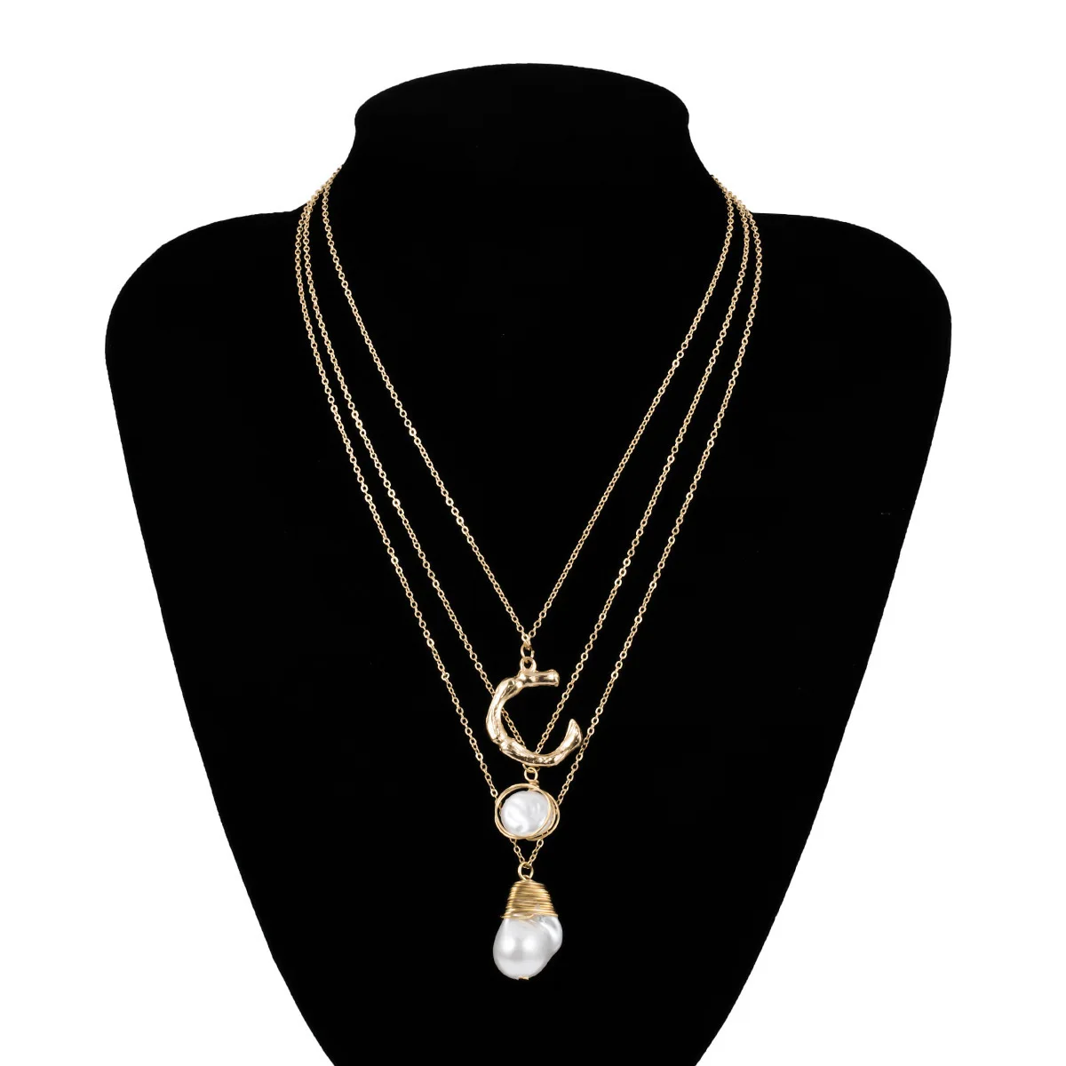 Fashion semicircle double layer necklace clavicle chain baroque style pearl pendant ins necklace female
Fashion semicircle double layer necklace clavicle chain baroque style pearl pendant ins necklace female