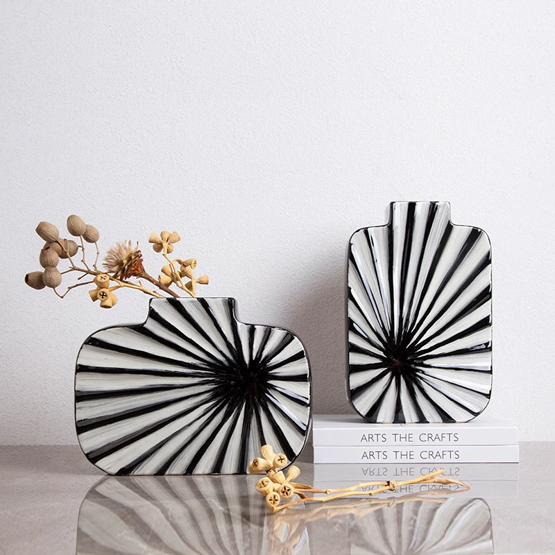 Creative Luxury Ceramic Vase Table Garden Flower Pots Plant Vase Dry Flower Aesthetic Room Decor Floreros Home Decoration BI50VS
Creative Luxury Ceramic Vase Table Garden Flower Pots Plant Vase Dry Flower Aesthetic Room Decor Floreros Home Decoration BI50VS