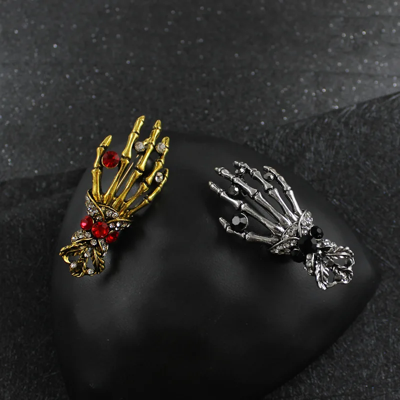 Punk Cool Skull Hand Brooches Rhinestone Hand Cubic Zircon Pins Unisec Retro Jewelry Accessories Gifts Badge Suit Accessories
Punk Cool Skull Hand Brooches Rhinestone Hand Cubic Zircon Pins Unisec Retro Jewelry Accessories Gifts Badge Suit Accessories