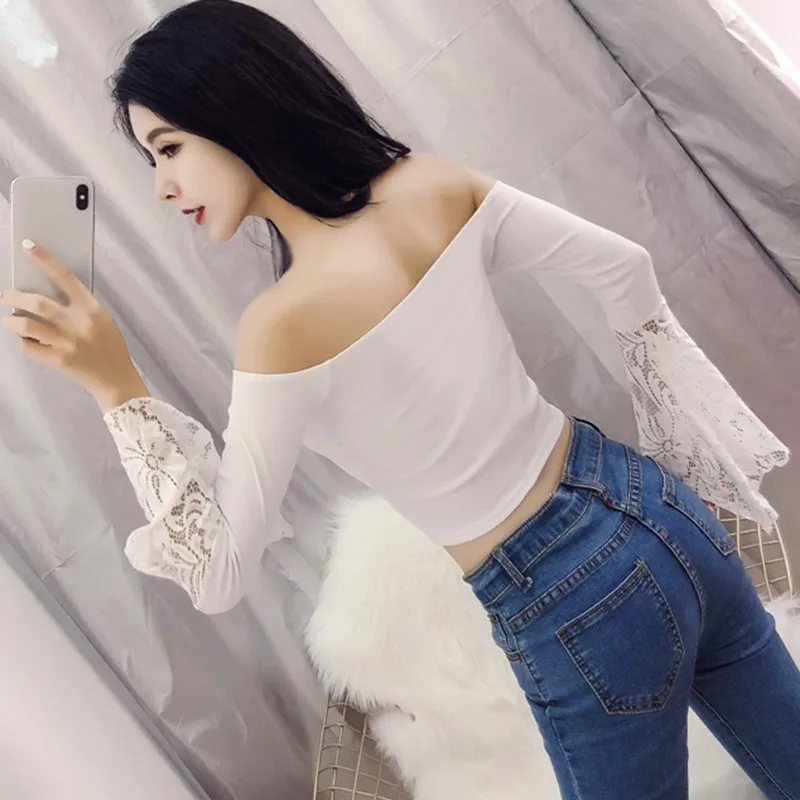 Sexy Women Crop Top Flare Long Sleeve Lace T-shirt Retro Bodycon Female V-neck Tops Elegant Top 2021 Tshirt
Sexy Women Crop Top Flare Long Sleeve Lace T-shirt Retro Bodycon Female V-neck Tops Elegant Top 2021 Tshirt