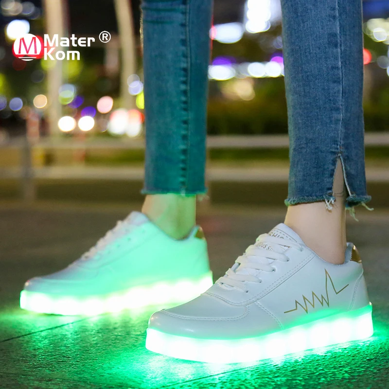 Size 30-44 Luminous Led Shoes for Adult Glowing Sneakers with Lights Kids Boys Girls Led Slippers USB Charged Feminino tenis
Size 30-44 Luminous Led Shoes for Adult Glowing Sneakers with Lights Kids Boys Girls Led Slippers USB Charged Feminino tenis