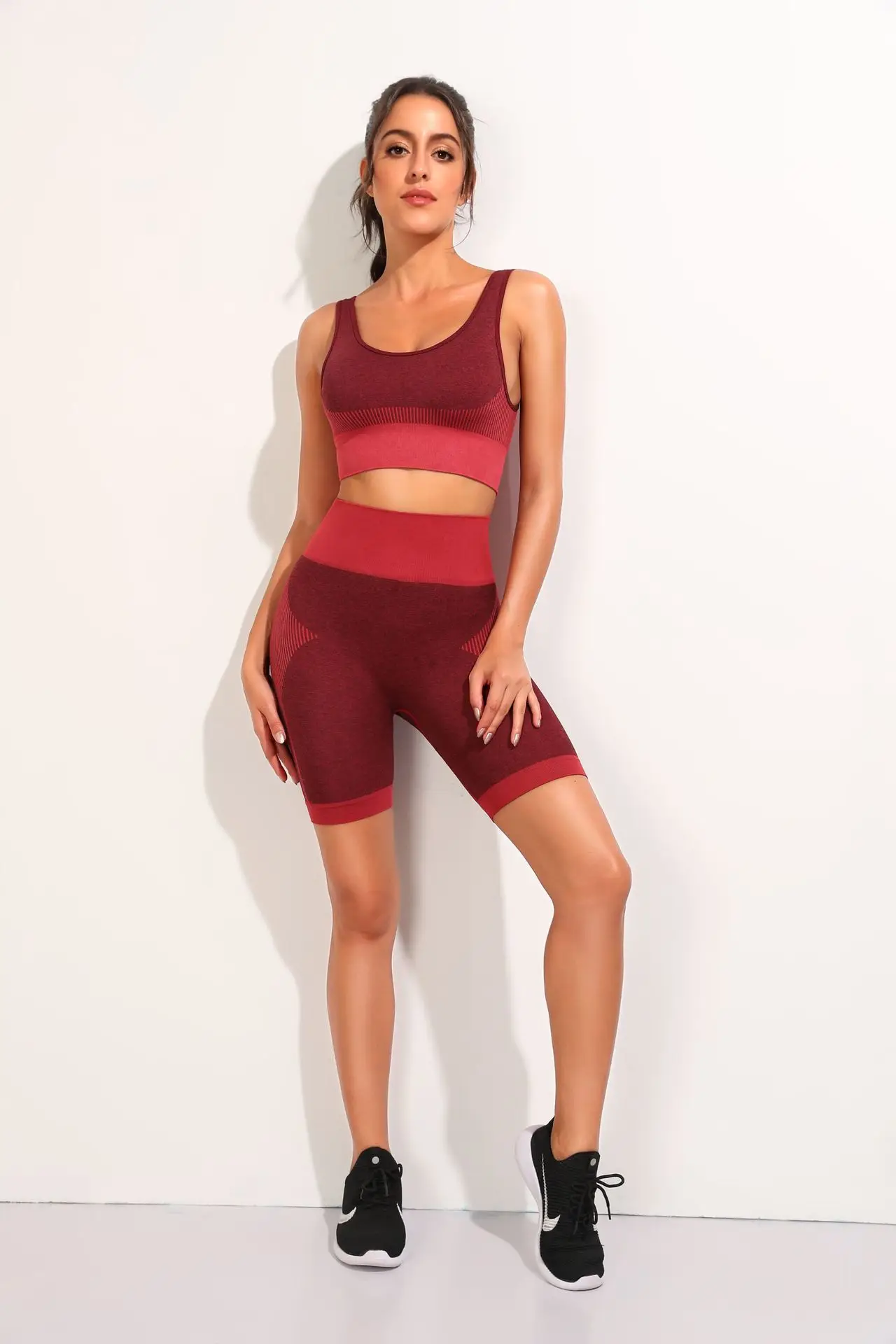 Seamless Women Yoga Set Summer Bra Top Shorts Suit High Waist Leggings Sports Fitness Gym Clothes Tracksuit Sportswear Female
Seamless Women Yoga Set Summer Bra Top Shorts Suit High Waist Leggings Sports Fitness Gym Clothes Tracksuit Sportswear Female