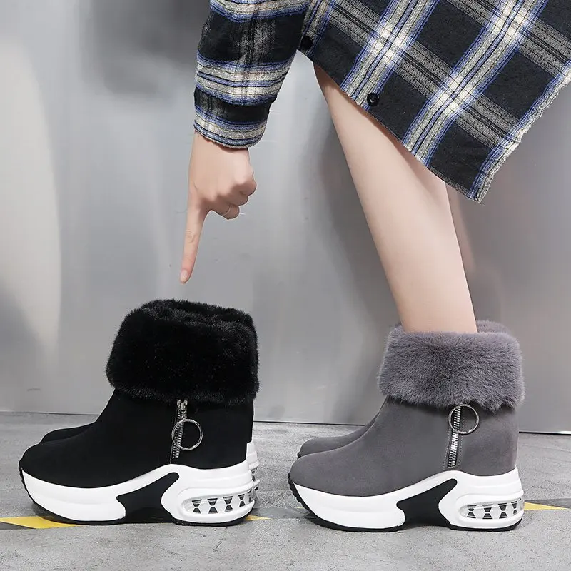 2020 Winter new plus velvet warm cotton shoes, increased thick-soled women's short boots, plush side zipper snow boots
2020 Winter new plus velvet warm cotton shoes, increased thick-soled women's short boots, plush side zipper snow boots