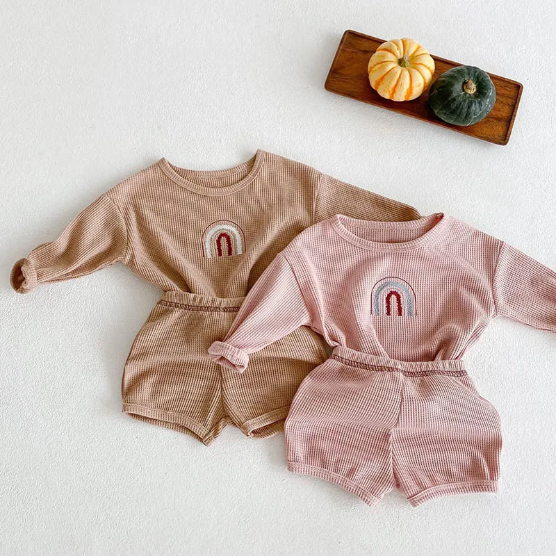 Autumn Spring Infant Baby Boys Girls Clothes Suit Rainbow Embroidered T-Shirt+Shorts Toddler Baby Girls Boys Cotton Clothing Set
Autumn Spring Infant Baby Boys Girls Clothes Suit Rainbow Embroidered T-Shirt+Shorts Toddler Baby Girls Boys Cotton Clothing Set
