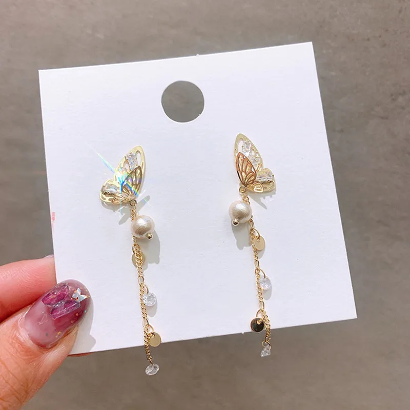 RUIYI Butterfly tassel long earrings S925 silver needle super fairy three dimensional Pearl Crystal (E0323)
RUIYI Butterfly tassel long earrings S925 silver needle super fairy three dimensional Pearl Crystal (E0323)