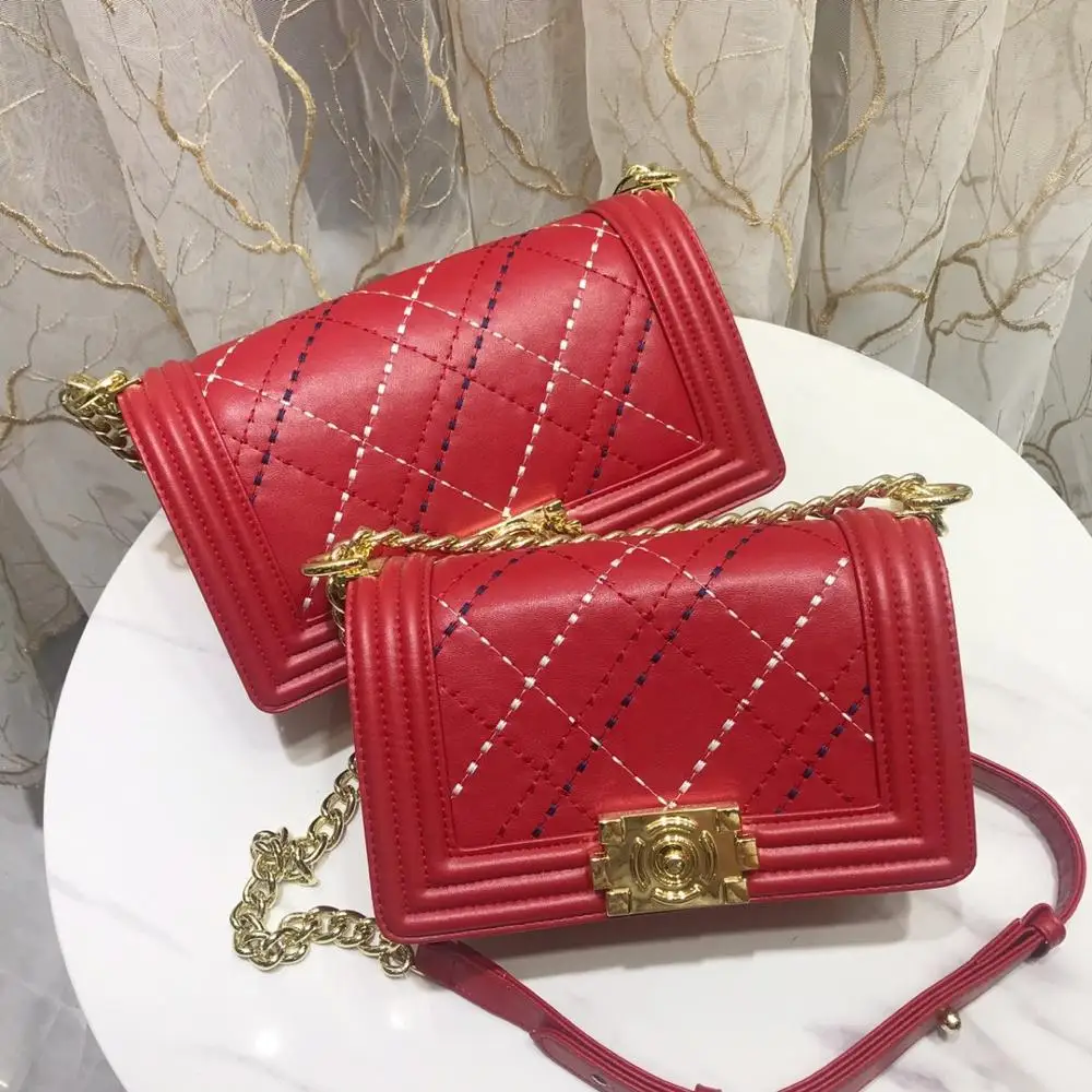 free shipping 2020 the new style thread diamond lattice genuine cow leather women one shoulder bag crossbody bag 3 color 2 size
free shipping 2020 the new style thread diamond lattice genuine cow leather women one shoulder bag crossbody bag 3 color 2 size