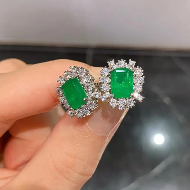 Vintage 925 Sterling Silver Emerald Gemstone Earrings Neckalce Set Moissanite Wedding Engagement Fine Jewelry For Women Gifts
Vintage 925 Sterling Silver Emerald Gemstone Earrings Neckalce Set Moissanite Wedding Engagement Fine Jewelry For Women Gifts
