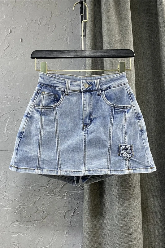 Denim High Waist Shorts Skirt 2021 Summer Korean Style Loose Slimming Wide Leg Pantskirt Female A Line Pantskirt
Denim High Waist Shorts Skirt 2021 Summer Korean Style Loose Slimming Wide Leg Pantskirt Female A Line Pantskirt