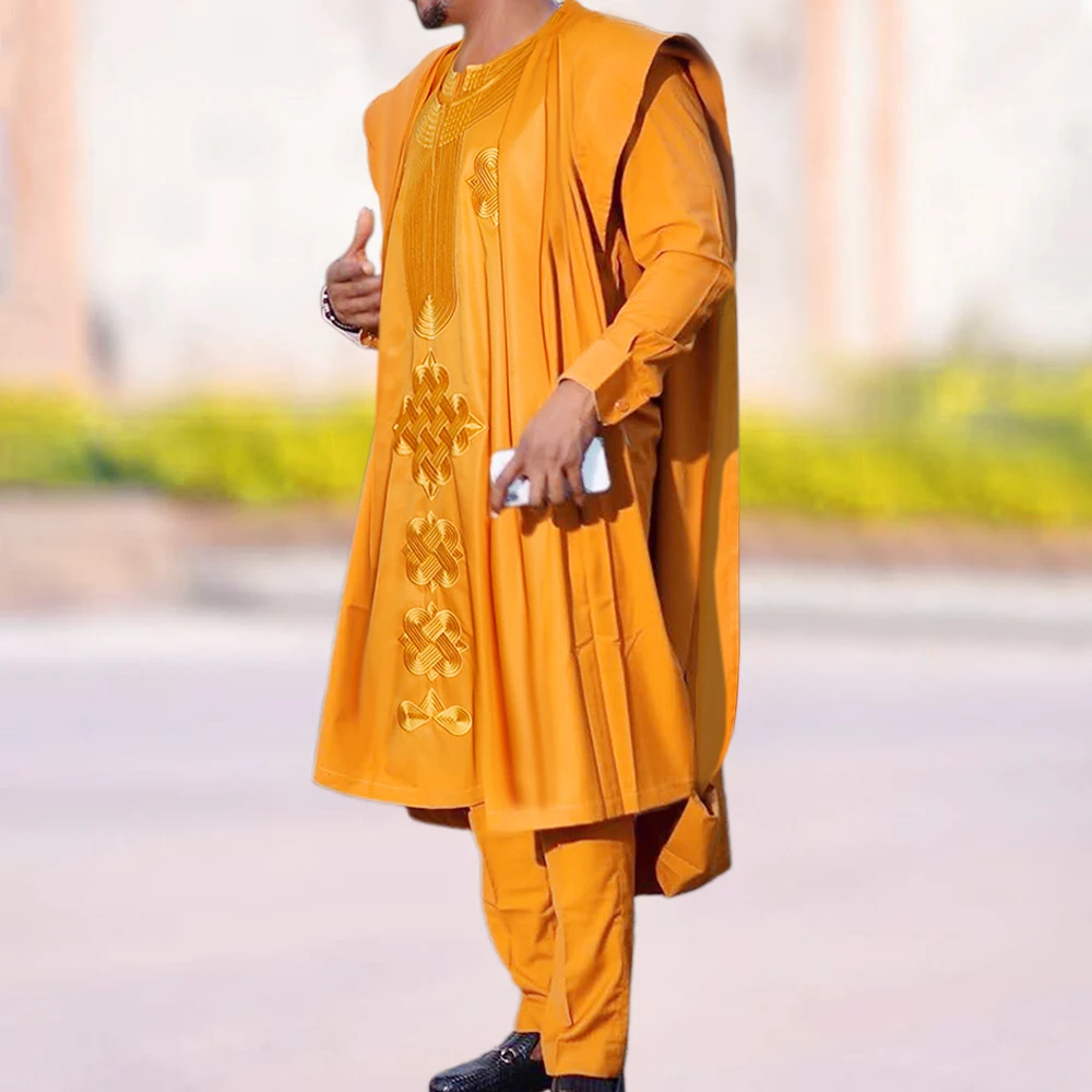 2021 New African Mens Clothing Agbada Outfit Kaftan Wear 3 Pieces Set for Man Long Sleeves Shirt Ankara Pant Boubou Suit
2021 New African Mens Clothing Agbada Outfit Kaftan Wear 3 Pieces Set for Man Long Sleeves Shirt Ankara Pant Boubou Suit