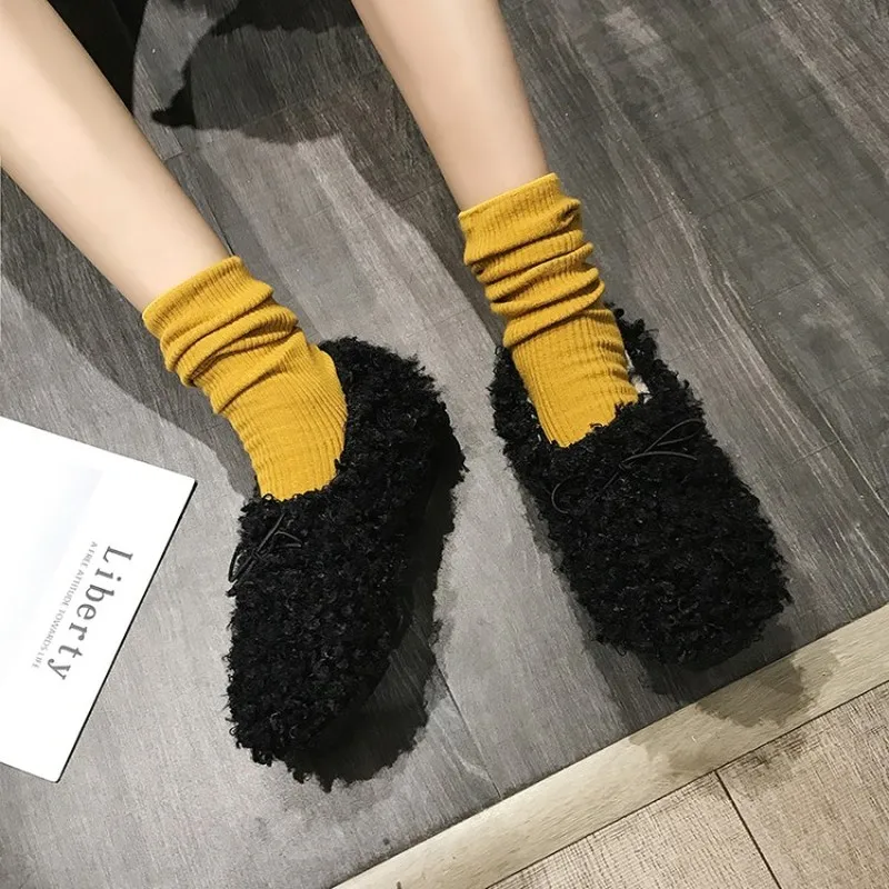 Zapatos de muje Fashion Women Furry Shoes Winter Flats Cotton Shoes Ladies Soft Comfortable Slip on Loafers Plush Warmr Y18-04
Zapatos de muje Fashion Women Furry Shoes Winter Flats Cotton Shoes Ladies Soft Comfortable Slip on Loafers Plush Warmr Y18-04