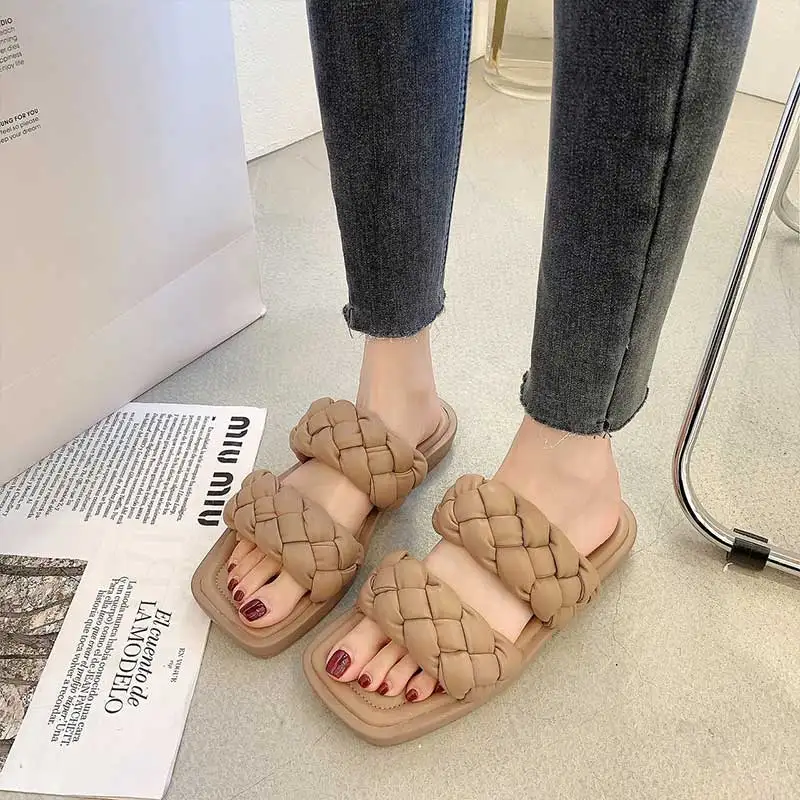 Flat Shoes Female Woman's Slippers Slides Low Fashion 2021 Luxury Rome PU Rubber Basic Floral Scandals Flat Shoes Female Low Wom
Flat Shoes Female Woman's Slippers Slides Low Fashion 2021 Luxury Rome PU Rubber Basic Floral Scandals Flat Shoes Female Low Wom
