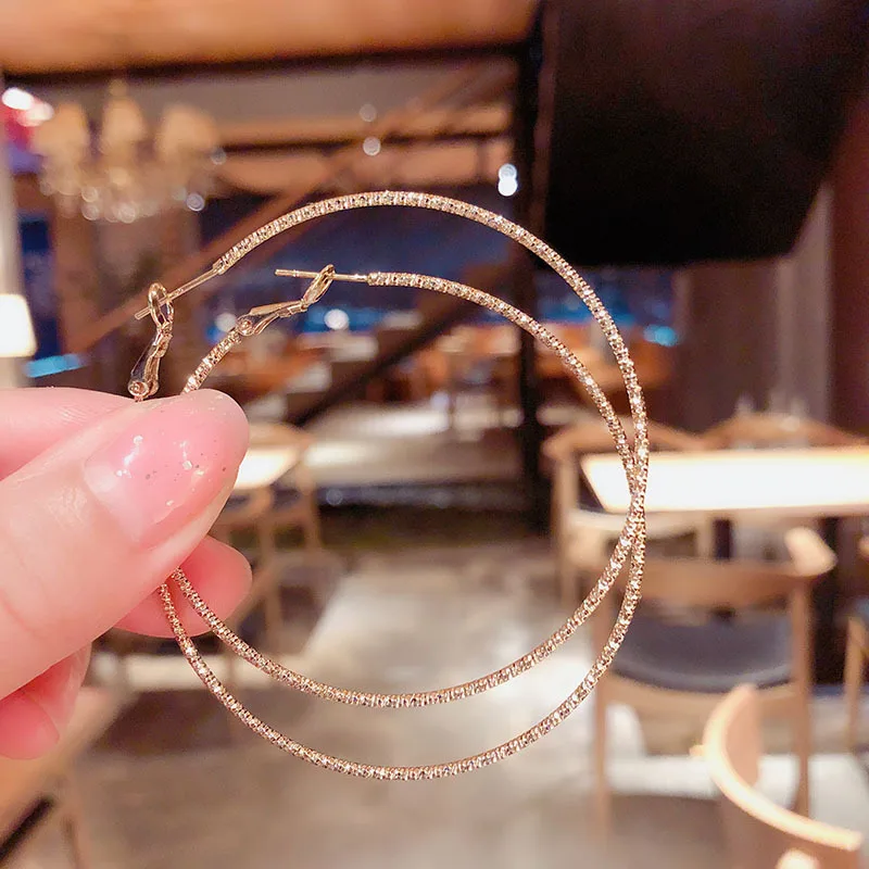 Fashion Hoop Earrings With Shiny Big Circle Earrings Simple Earrings Big Circle Gold Color Loop Earrings For Women
Fashion Hoop Earrings With Shiny Big Circle Earrings Simple Earrings Big Circle Gold Color Loop Earrings For Women