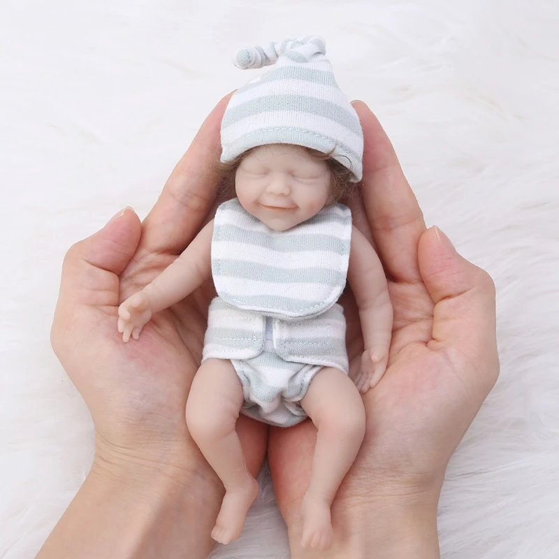 Игрушечная фигурка HD 6 дюймов, куклы, Кавказская кукла, Reborns, милая, большая Новинка Вечерние
Игрушечная фигурка HD 6 дюймов, куклы, Кавказская кукла, Reborns, милая, большая Новинка Вечерние
