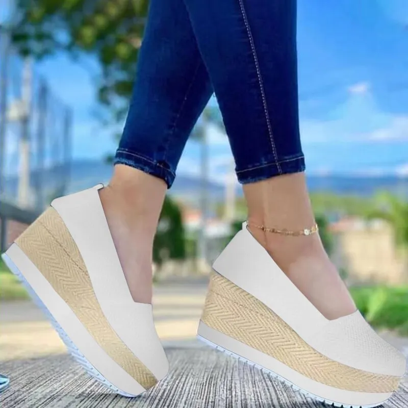2021 New Female Flat Shoes Summer Vulcanized Shoes Solid Thick Bottom Women's Sandals Fashion Casual Woven Style Women Shoes
2021 New Female Flat Shoes Summer Vulcanized Shoes Solid Thick Bottom Women's Sandals Fashion Casual Woven Style Women Shoes