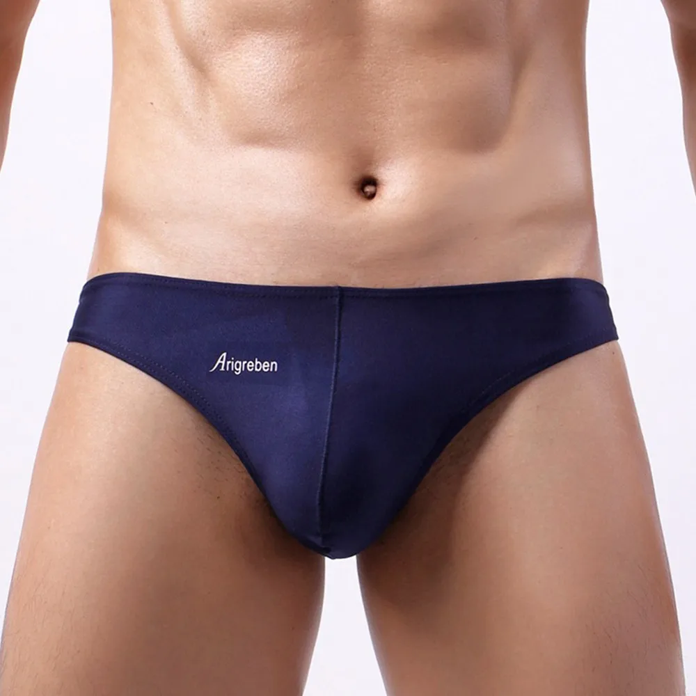 Fashion Breathable Men Briefs Thong Swim Trunks Bikini Thong Style Men's Sexy Panties Nightclub Underwear Solid Color Underpants
Fashion Breathable Men Briefs Thong Swim Trunks Bikini Thong Style Men's Sexy Panties Nightclub Underwear Solid Color Underpants