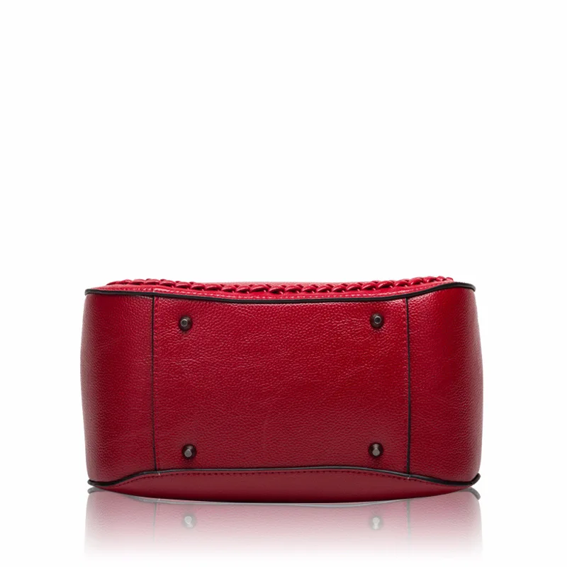 Diagonal leather handbag 2021 spring and summer new fashion litchi pattern simple fashion large-capacity bag single shoulder
Diagonal leather handbag 2021 spring and summer new fashion litchi pattern simple fashion large-capacity bag single shoulder