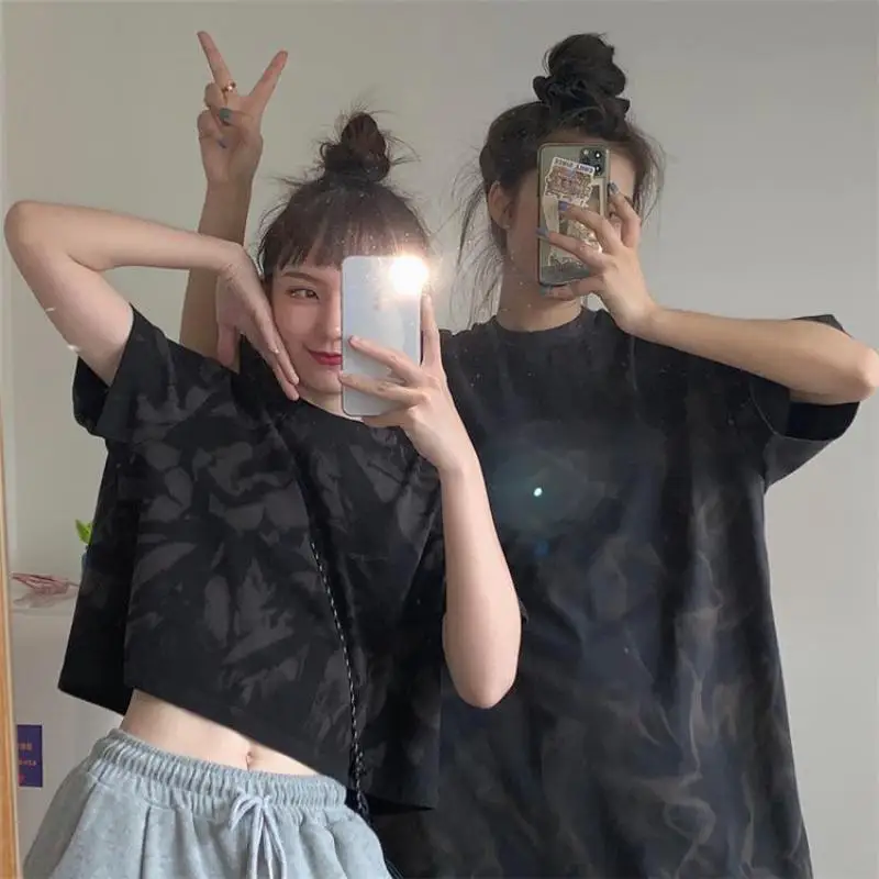 Super Hot Japanese Retro Short-sleeved T-shirt Female Summer High Waist And Navel Short Tie-dye Fried Street Half-sleeved Shirt
Super Hot Japanese Retro Short-sleeved T-shirt Female Summer High Waist And Navel Short Tie-dye Fried Street Half-sleeved Shirt