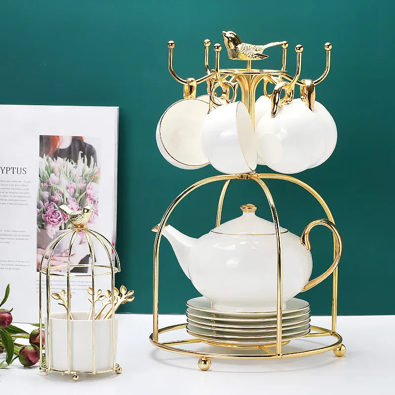 Набор кофейных чашек из костяного фарфора, золотой ободок, белый скандинавский семейный набор, подставка для чайной чашки, Роскошная Посуда... 
Набор кофейных чашек из костяного фарфора, золотой ободок, белый скандинавский семейный набор, подставка для чайной чашки, Роскошная Посуда...