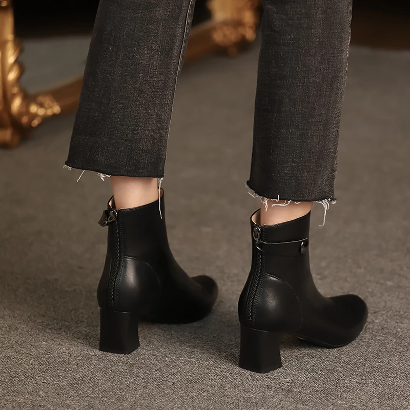 Boots Women Round Toe Ankle Boots for Women Short Plush Winter Shoes Women Botas Mujer
Boots Women Round Toe Ankle Boots for Women Short Plush Winter Shoes Women Botas Mujer