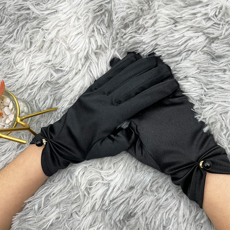 Lady Etiquette Performances Gloves Solid Color Satin Pearl Gloves Girls Stretch Mitten For Party Wedding Bridal Bow Gloves
Lady Etiquette Performances Gloves Solid Color Satin Pearl Gloves Girls Stretch Mitten For Party Wedding Bridal Bow Gloves
