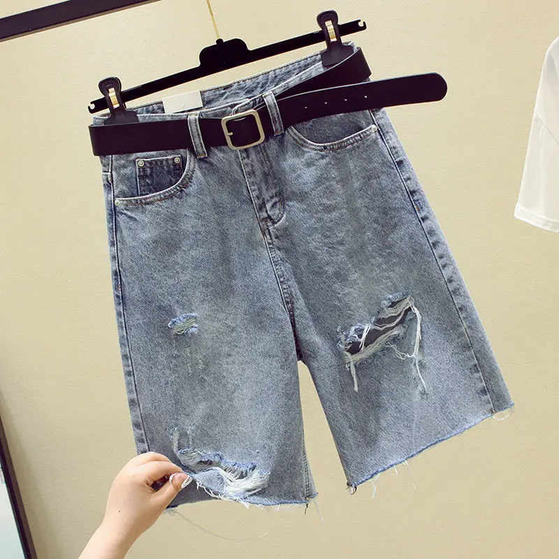 2021 new high waist loose denim shorts women's summer new Korean student's hole versatile wide leg show thin big size
2021 new high waist loose denim shorts women's summer new Korean student's hole versatile wide leg show thin big size