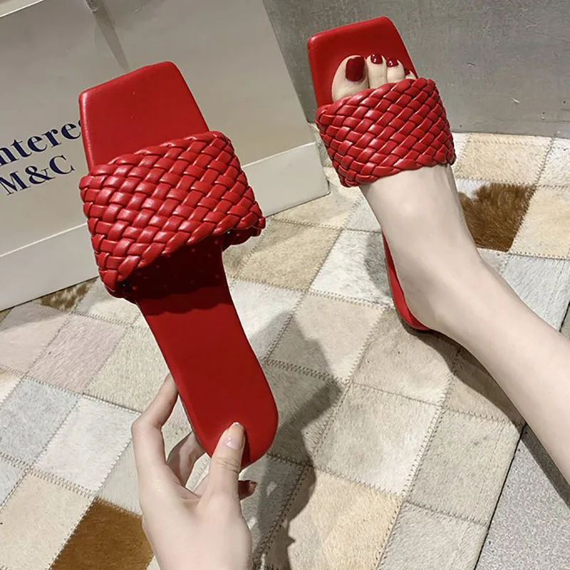 Women Shoes Slippers Weave Leather Women Sandals Open Toe Flat 2020 New Brand Slides Summer Outdoor Beach Female Flip Flops
Women Shoes Slippers Weave Leather Women Sandals Open Toe Flat 2020 New Brand Slides Summer Outdoor Beach Female Flip Flops