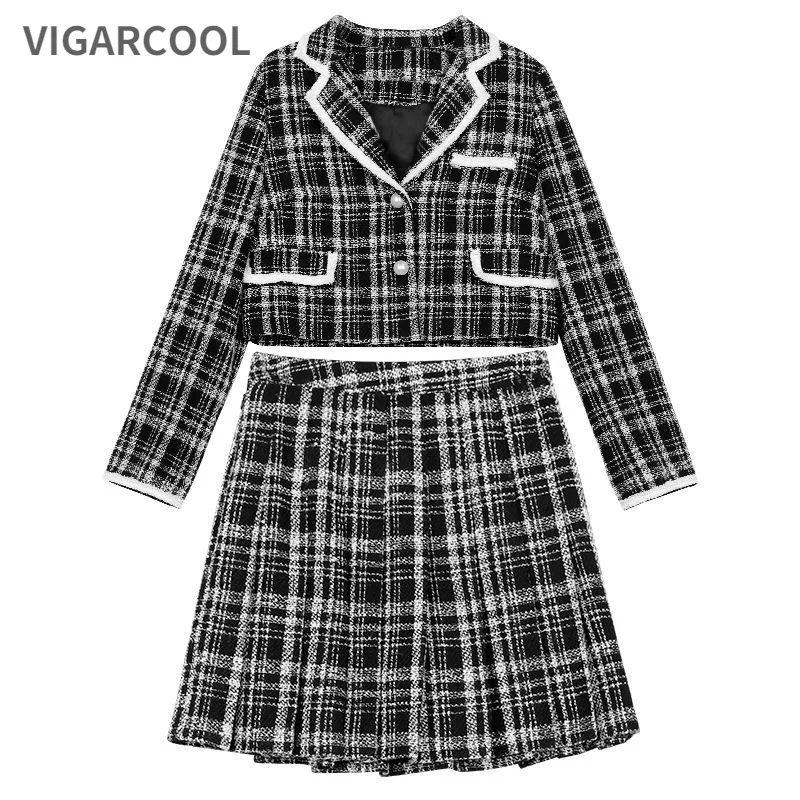 British style temperament plaid Suit Female Autumn college style tweed Suit Jacket + high waist pleated skirt two-piece Female
British style temperament plaid Suit Female Autumn college style tweed Suit Jacket + high waist pleated skirt two-piece Female