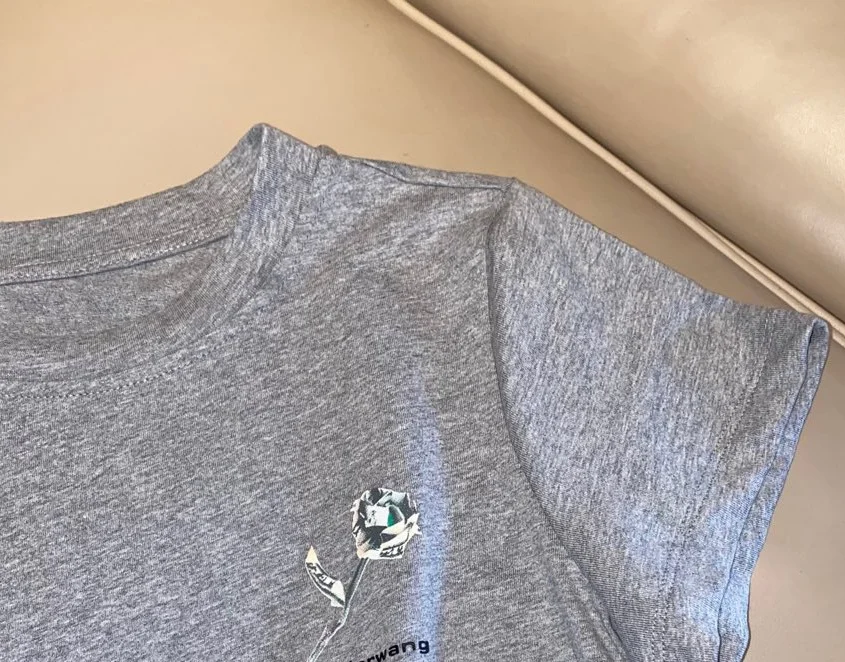 2021 New Summer Fashion Classic Letter Print Brand Luxury Design Casual Versatile Simple Short Sleeve T-shirt A2
2021 New Summer Fashion Classic Letter Print Brand Luxury Design Casual Versatile Simple Short Sleeve T-shirt A2