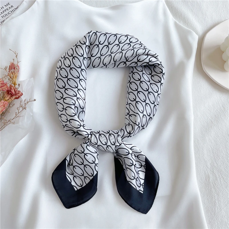 New Square Scarf Retro Satin For Women Silk Shawl Print Headband Hair Wrap Lady Foulard Hijab Neckerchief Female Bandana 2021
New Square Scarf Retro Satin For Women Silk Shawl Print Headband Hair Wrap Lady Foulard Hijab Neckerchief Female Bandana 2021