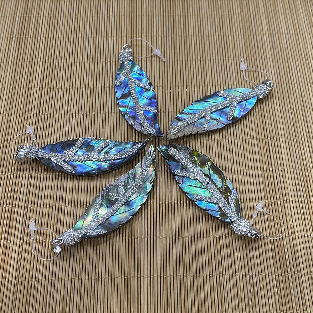 Natural Abalone Shell Pendant Fashion Resin Charm Pendant Ladies Exquisite Jewelry for DIY Jewelry Bracelet Necklace Leaf Shape
Natural Abalone Shell Pendant Fashion Resin Charm Pendant Ladies Exquisite Jewelry for DIY Jewelry Bracelet Necklace Leaf Shape