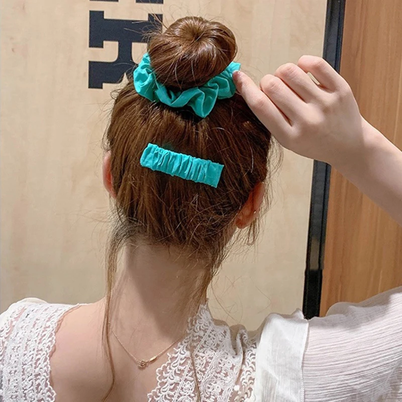 1Pcs/Lot Hair Clips Candy Color Wrinkle Hair Clip Princess Barrette Korean Hair Clip Cartoon Headdress Hairpins for Girls
1Pcs/Lot Hair Clips Candy Color Wrinkle Hair Clip Princess Barrette Korean Hair Clip Cartoon Headdress Hairpins for Girls