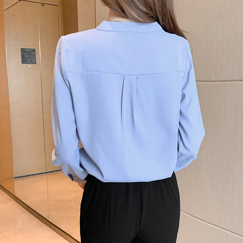 2020 New Fashion Women Long Sleeve Loose Casual Tops V-neck White Blouse Women Plus Size Office Lady Tops Chemisier Femme 11509
2020 New Fashion Women Long Sleeve Loose Casual Tops V-neck White Blouse Women Plus Size Office Lady Tops Chemisier Femme 11509
