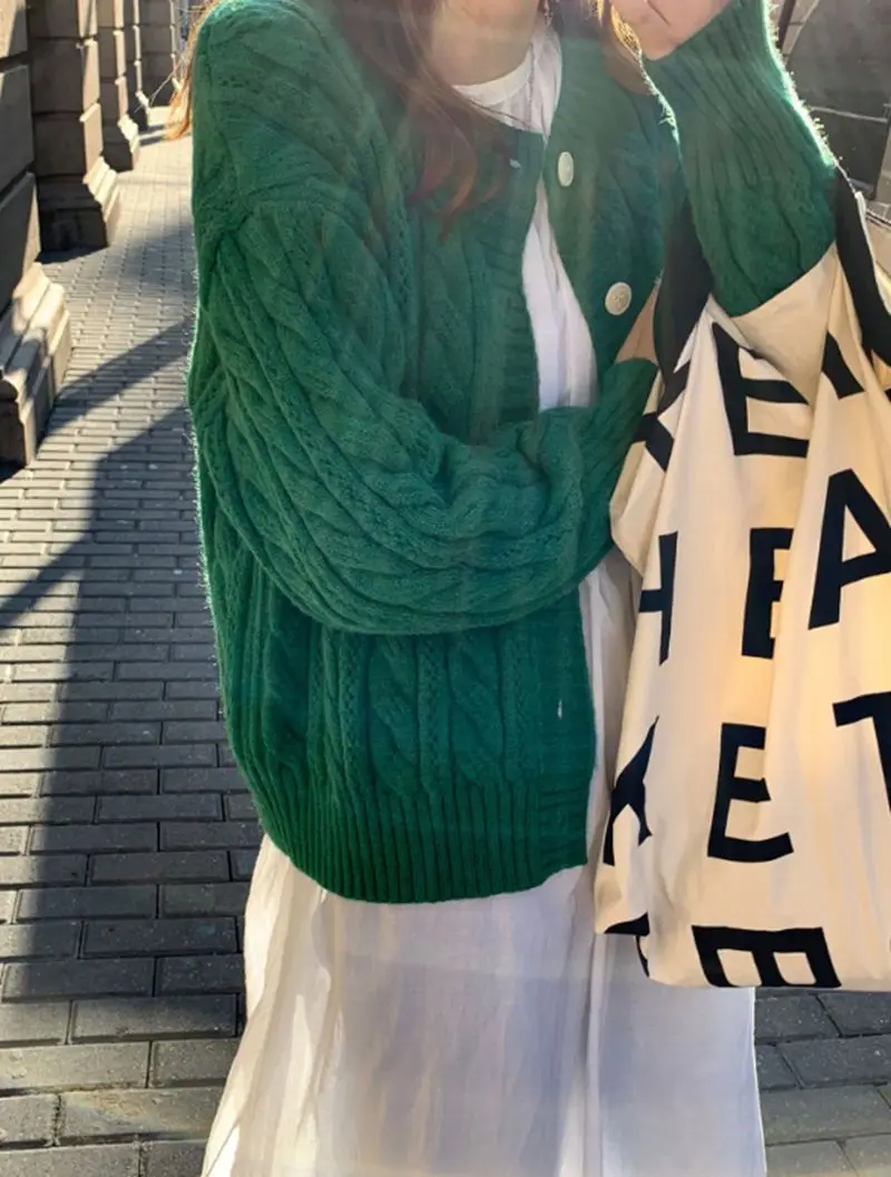 Juice Snow 2020 New Retro Twist Hollow Crochet Short Sweater Women's Autumn And Winter Loose Lazy Knit Cardigan Jacket Thicken
Juice Snow 2020 New Retro Twist Hollow Crochet Short Sweater Women's Autumn And Winter Loose Lazy Knit Cardigan Jacket Thicken