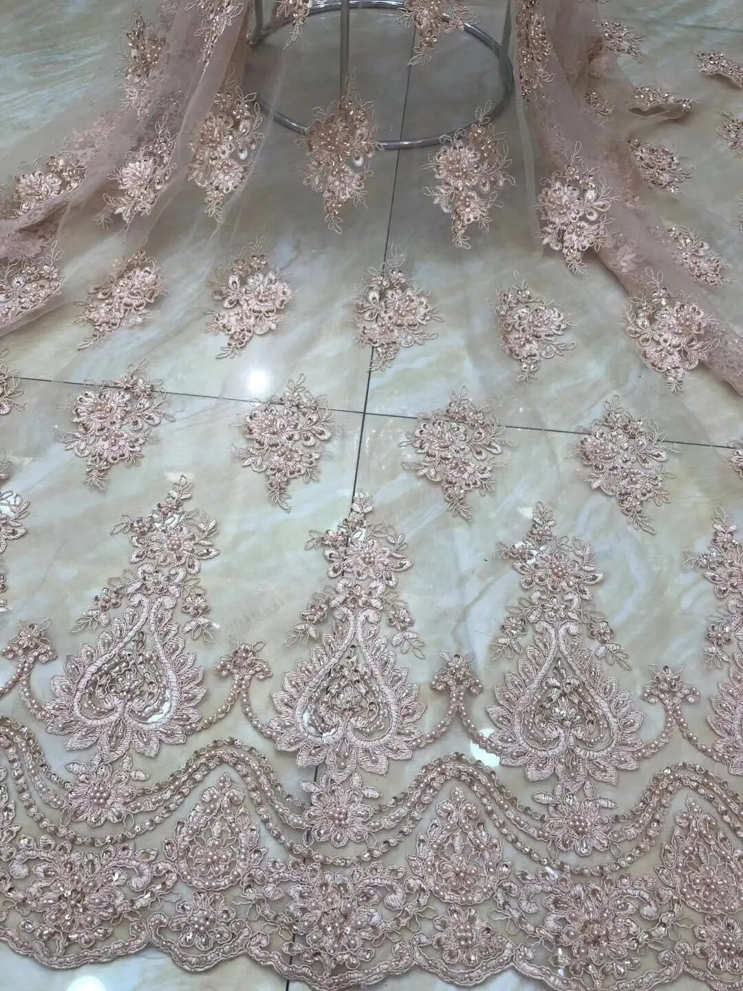 Wedding dress fabric beads SYJ-2686823 embroidery French mesh tulle lace African lace fabric evenig dress
Wedding dress fabric beads SYJ-2686823 embroidery French mesh tulle lace African lace fabric evenig dress
